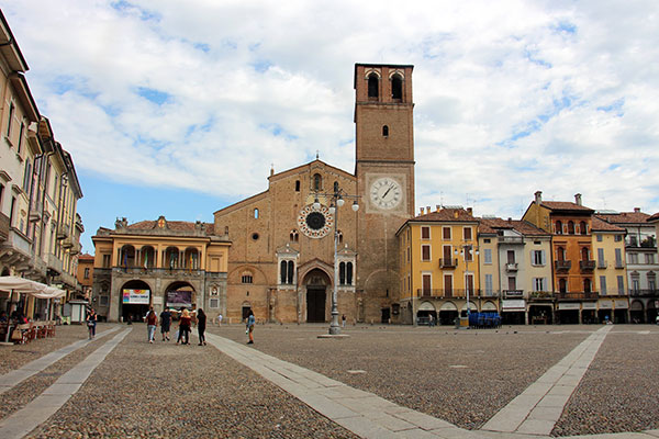 piazza-della-vittoria-lodi
